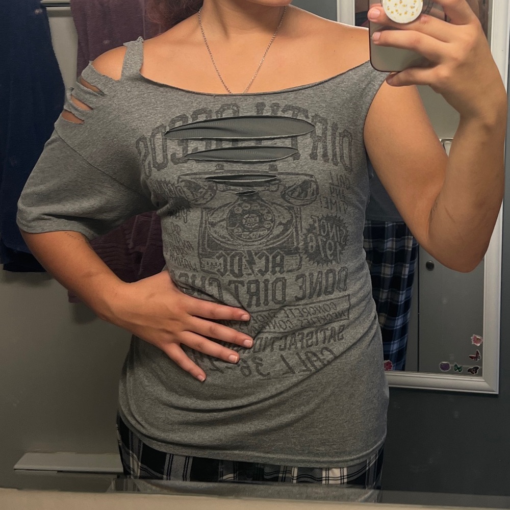 Gray Off-Shoulder Graphic Top